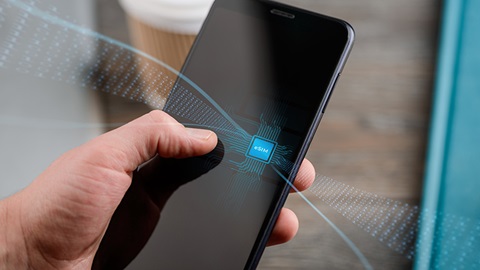 teléfono móvil con tarjeta eSIM- SIM virtual